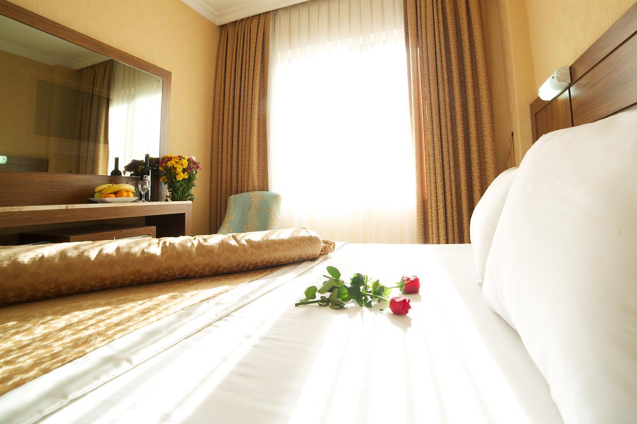 The Center Otel